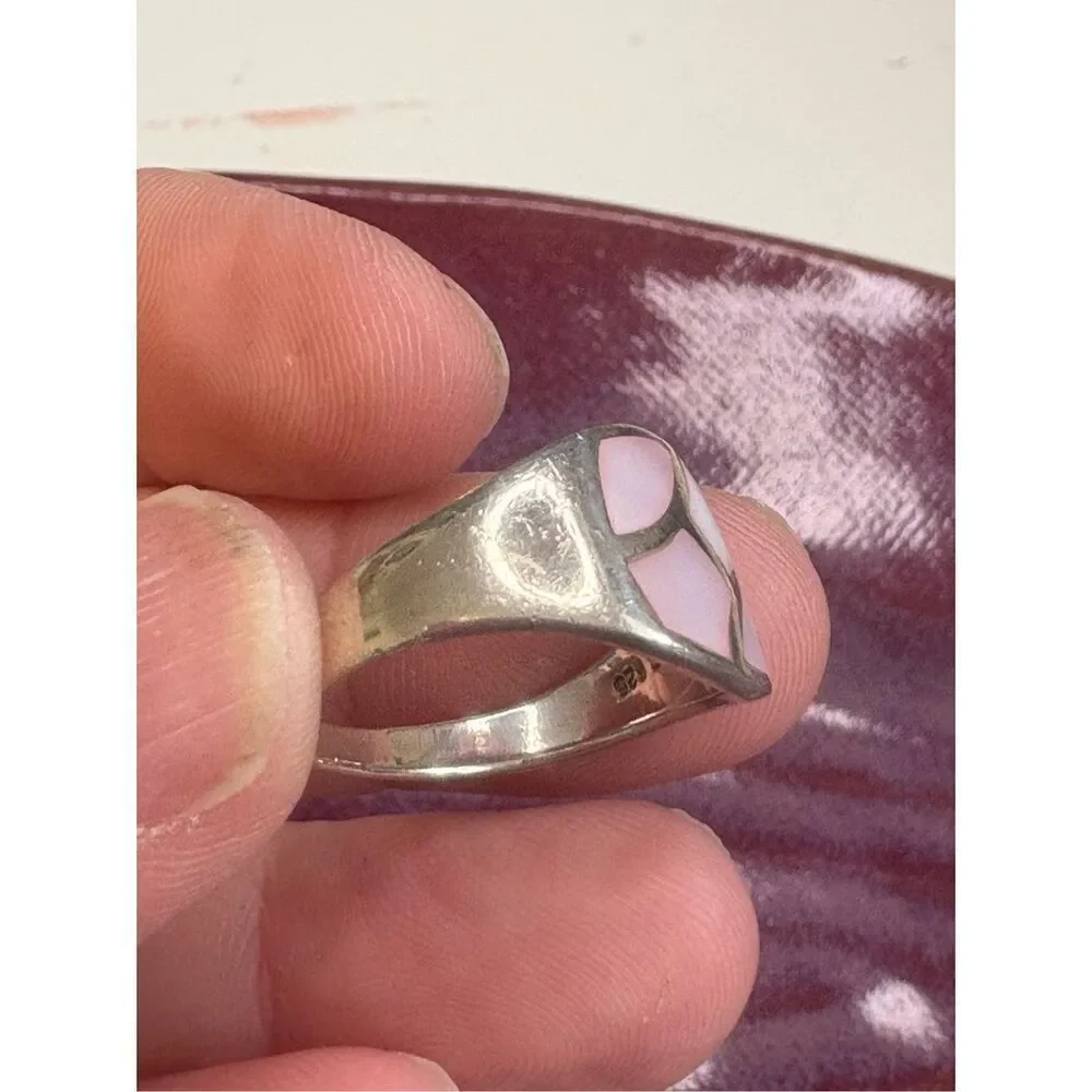 Vintage STERLING SILVER PINK MOTHER OF PEARL STONE Inlay SIZE 8 - Picture 6 of 9
